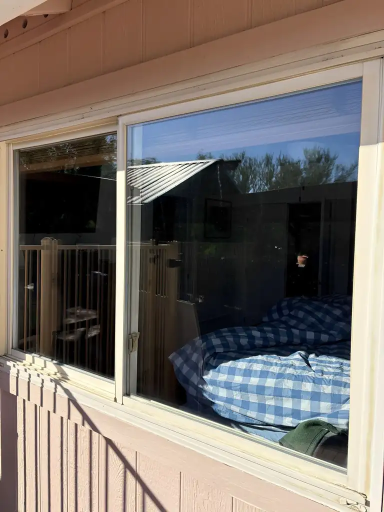 Crystal clear window cleaning result